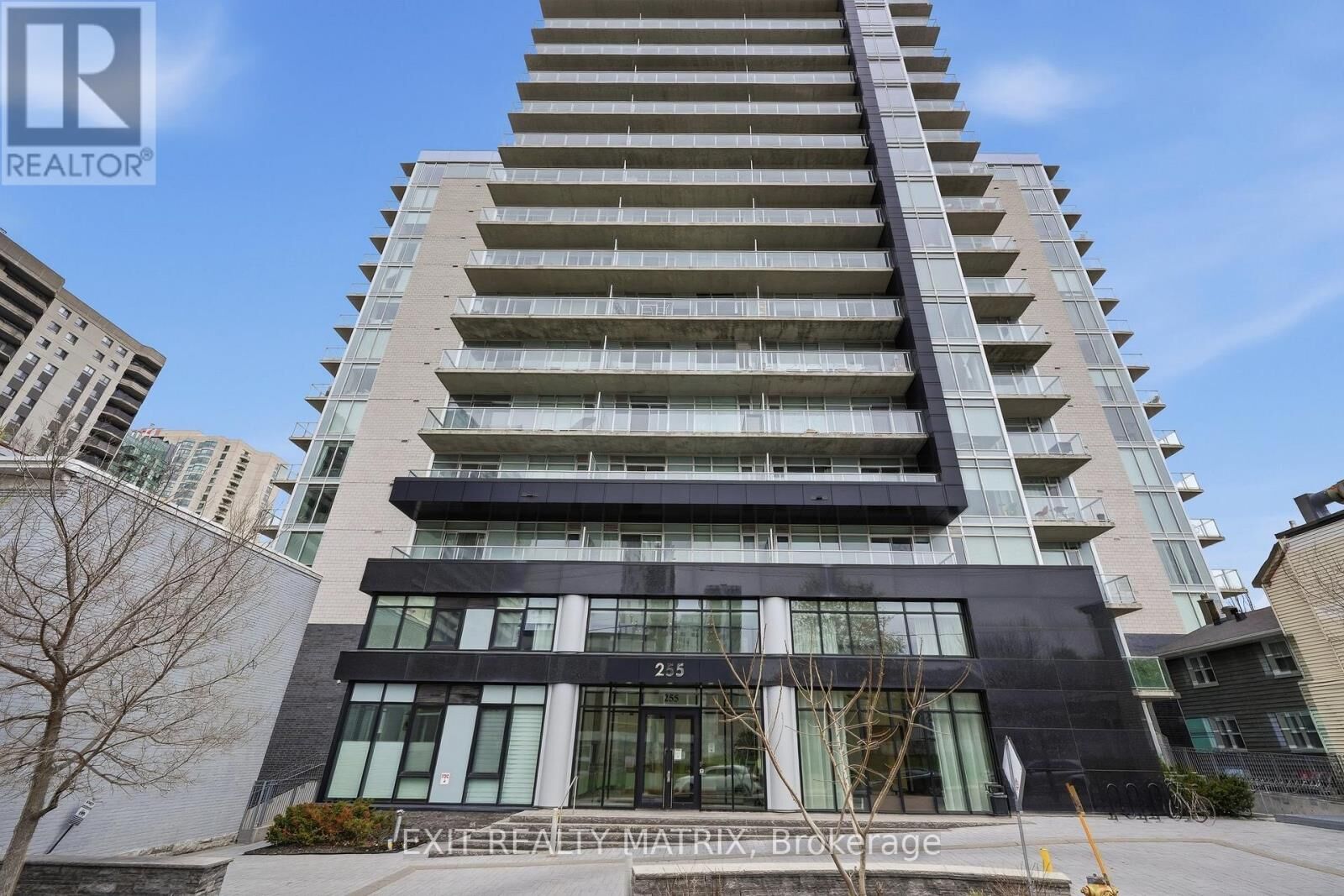 Property Photo:  255 Bay Street 513  ON K1R 0C5 