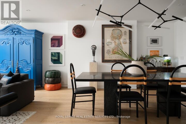Property Photo: 390 Wellesley Street East 16 ON M4X 1H6