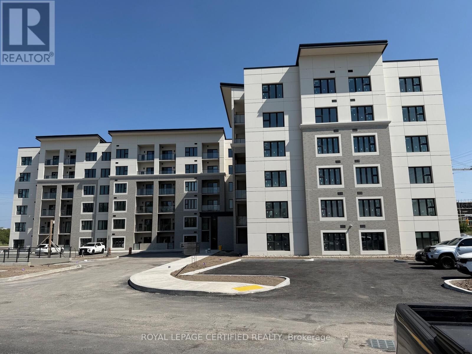 Property Photo:  6415 Reginal Road 25 316  ON L9T 9M9 