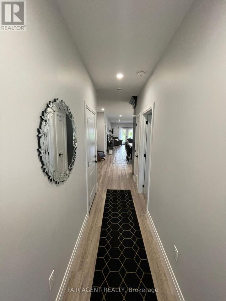 Property Photo:  255 Albert Street 2  ON N0G 1H0 