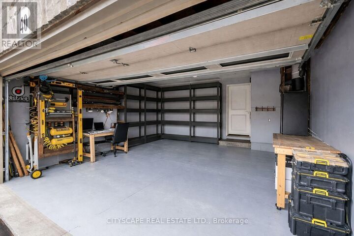 Property Photo: 40 Blue Ribbon Way ON L0R 1C0