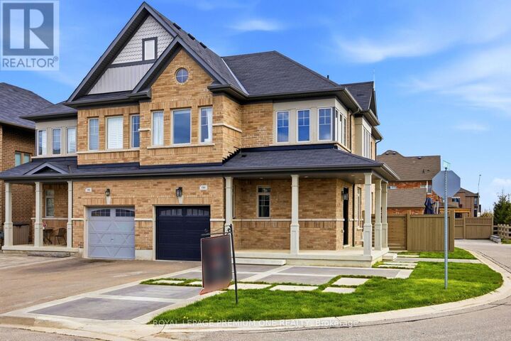 Property Photo:  184 Kincardine Street  ON L4H 4J2 