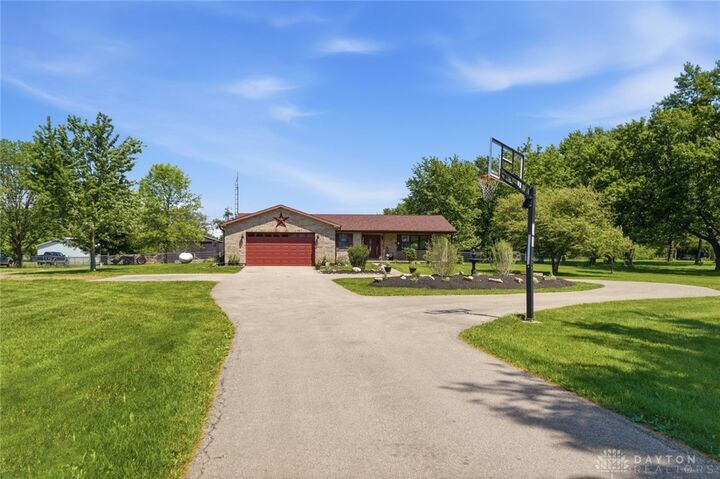 Property Photo:  6306 Johnson Road  OH 45502 