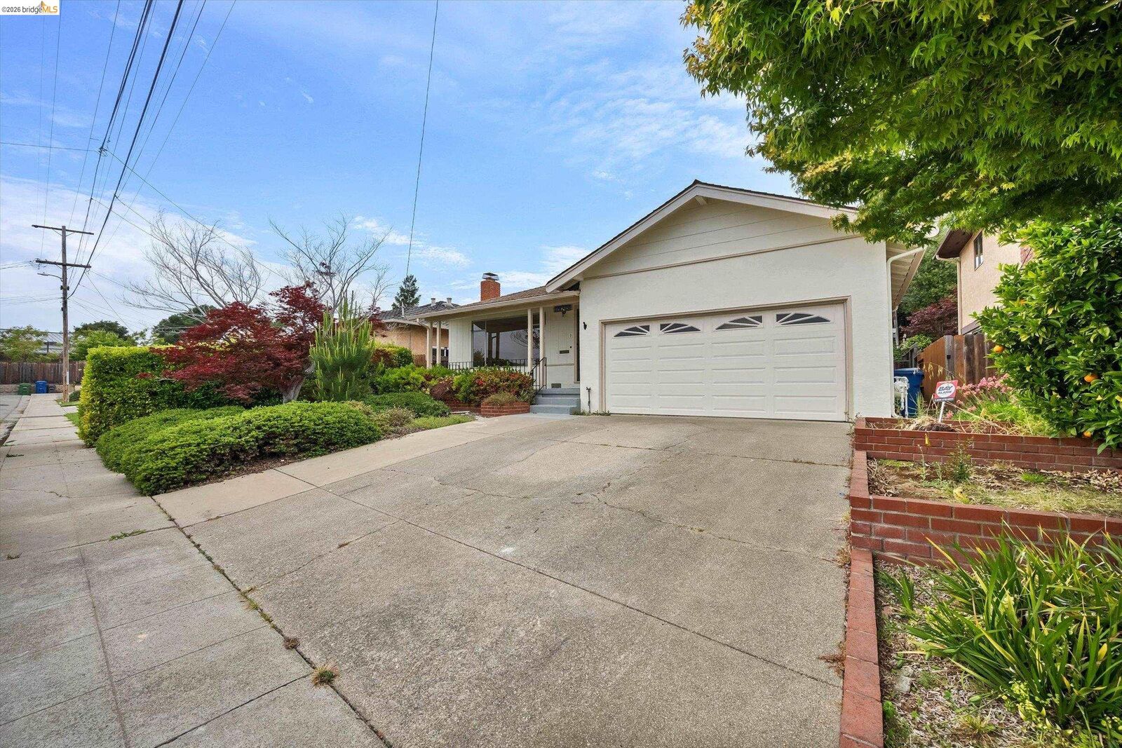 Property Photo:  4054 Milton Ave  CA 94546 