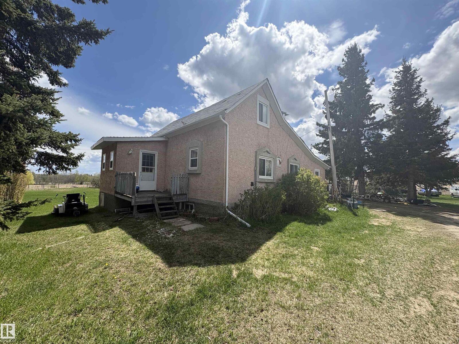 Property Photo:  2313 Twp Rd 474  AB T0C 2V0 