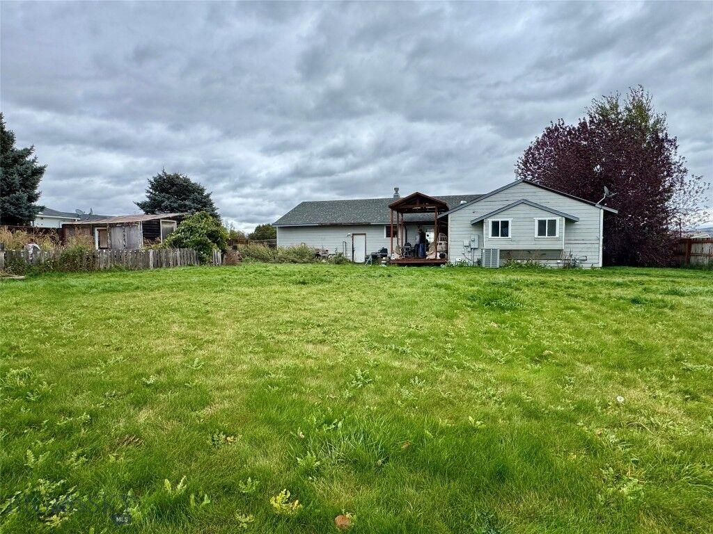 Property Photo:  511 Garnier Ave  MT 59047 