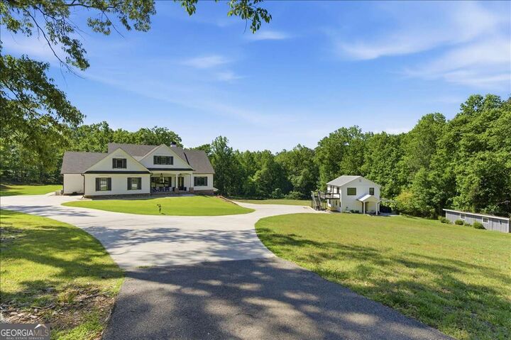 Property Photo: 395 Heard Road GA 30114