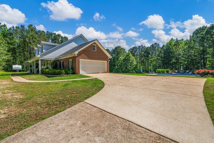 Property Photo: 2439 Barnes Mill Road GA 31811