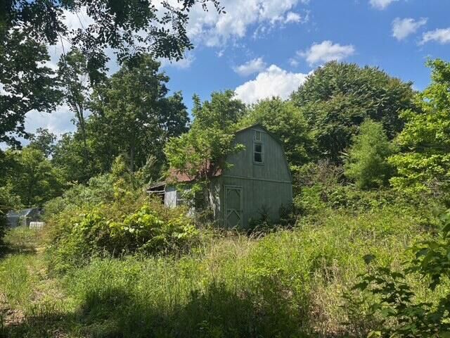 Property Photo:  590 Black Mountain Road  TN 37327 