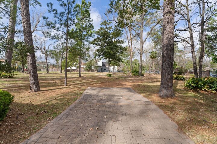 Property Photo:  9201 Memorial Drive  TX 77024 