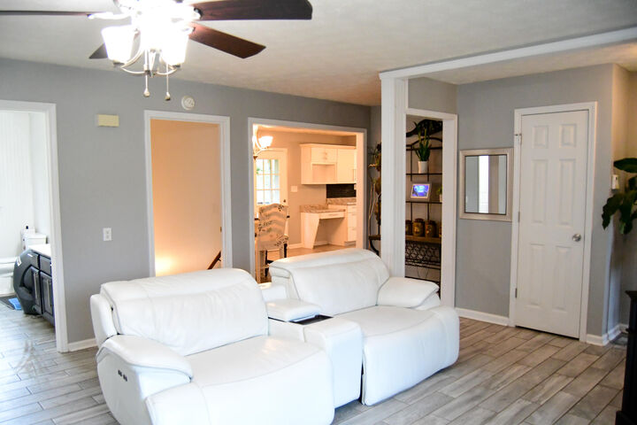 Property Photo:  614 Benjamin Drive  KY 40475 