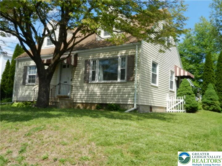 Property Photo: 1219 S Albert Street PA 18103