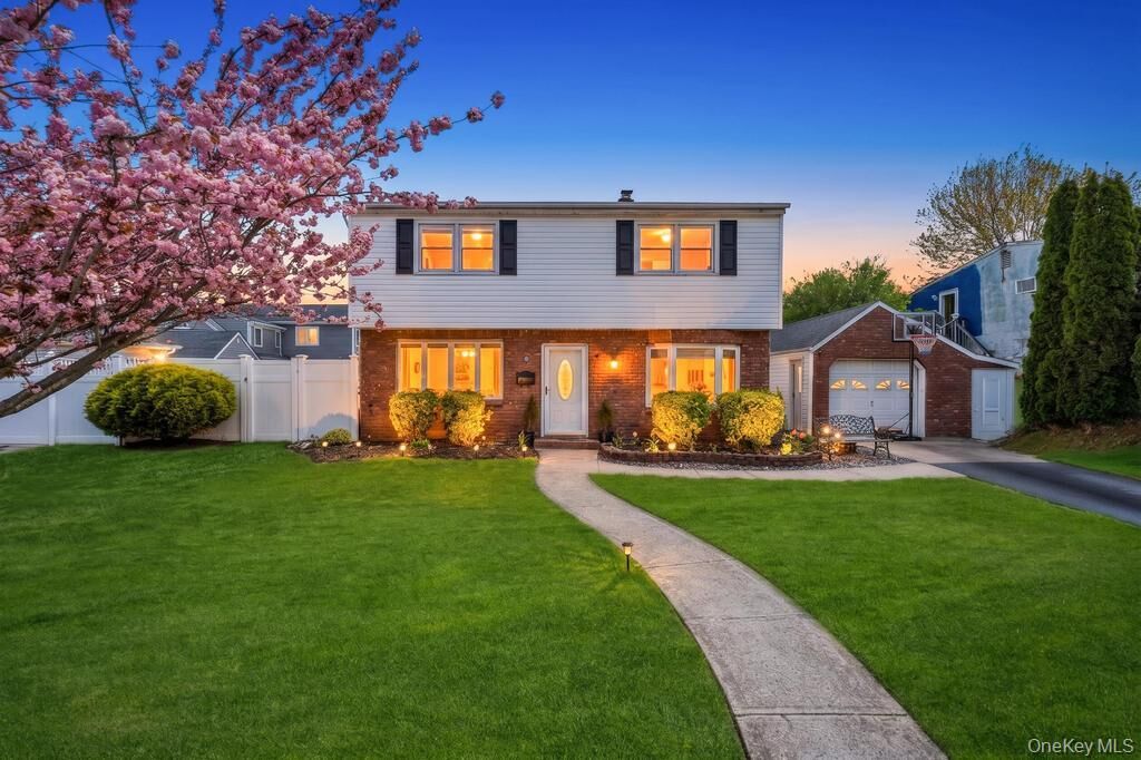 Property Photo: 7 Swan Lane NY 11756