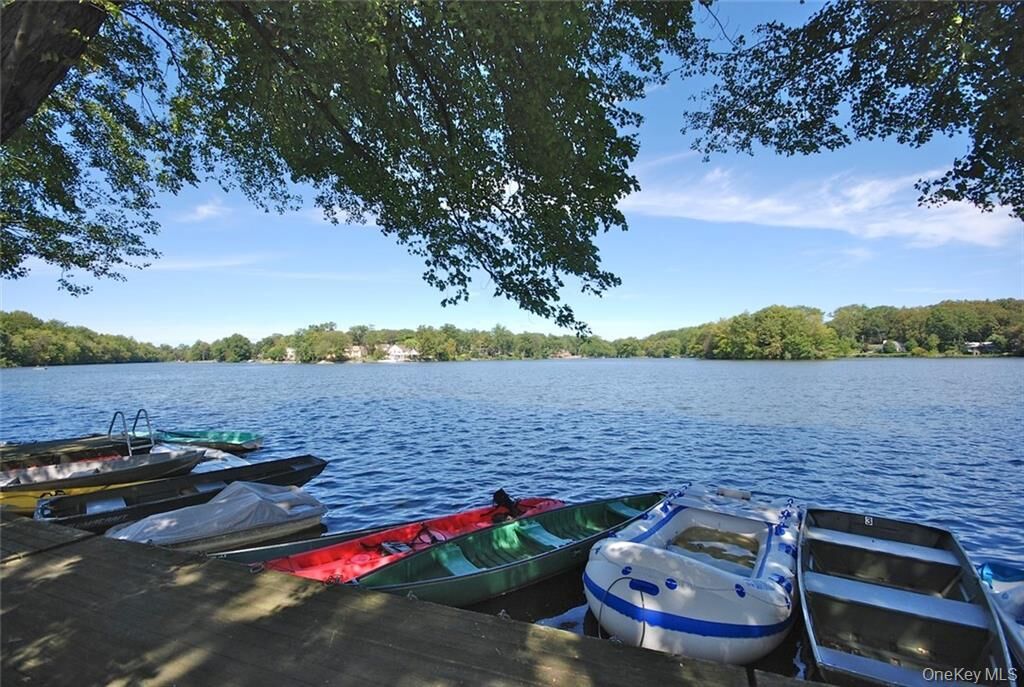 Property Photo: 41 Waterside Close NY 10709