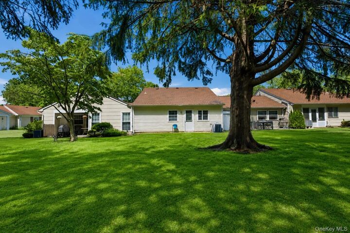 Property Photo:  58 Hearthside Drive  NY 11766 