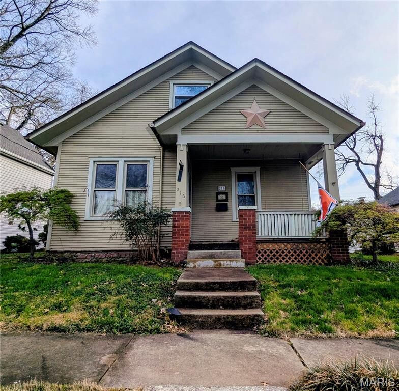Property Photo: 216 W Center Street IL 62254