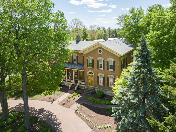 Property Photo:  1542 Plainfield Road  IL 60543 