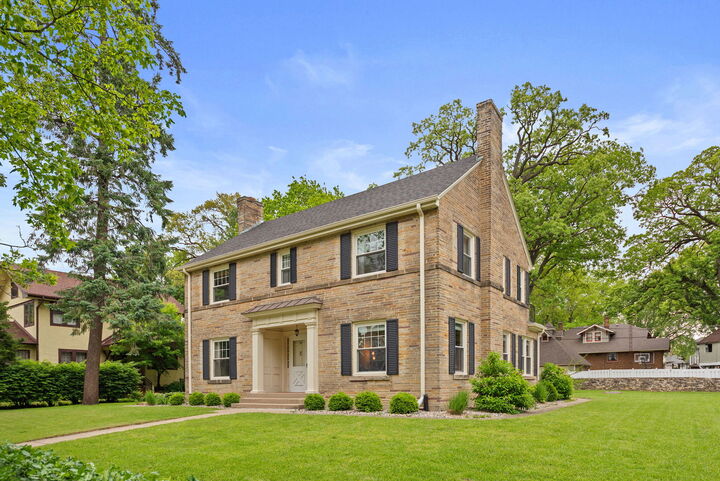 Property Photo:  762 S Greenwood Avenue  IL 60901 