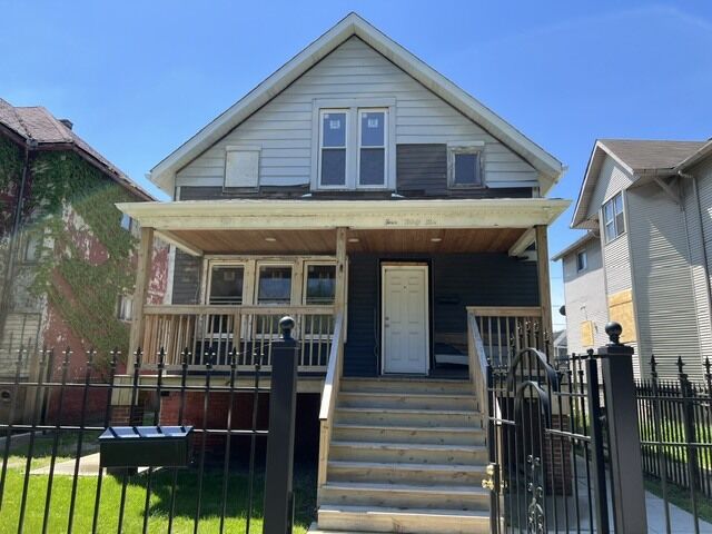 Property Photo:  435 W 62nd Street  IL 60621 