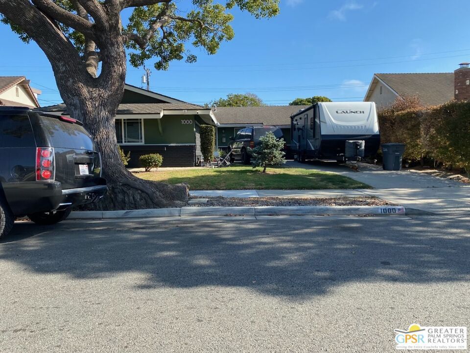 Property Photo: 1000 Fuchsia Street CA 93036