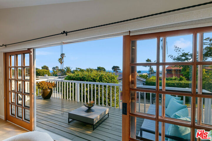 Property Photo:  31819 Cottontail Lane Lane  CA 90265 