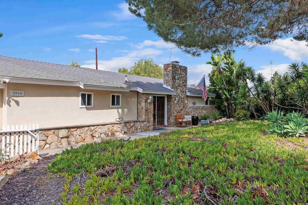 Property Photo: 2084 Meadowlark Circle CA 92078