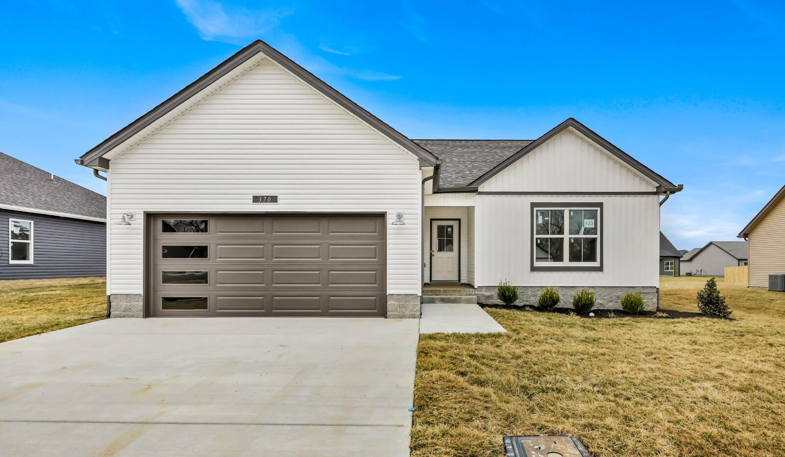 Property Photo:  2721 Brewster Dr  TN 37042 