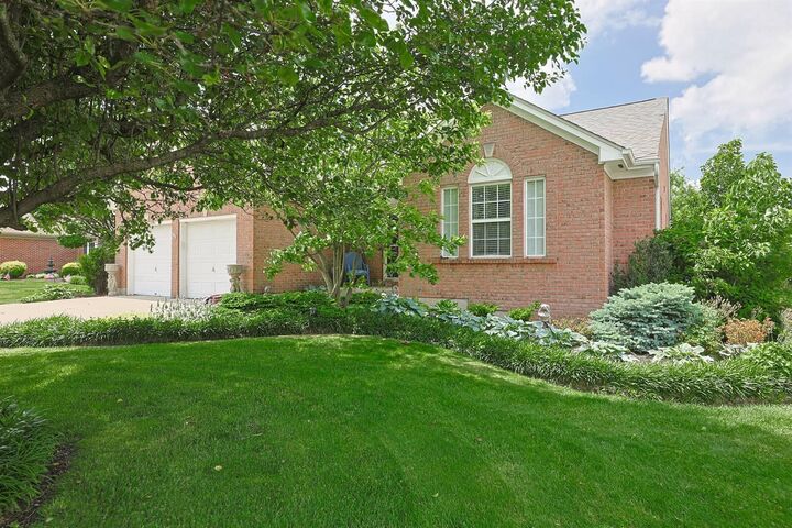 Property Photo:  7401 Thunder Ridge Drive  KY 41042 