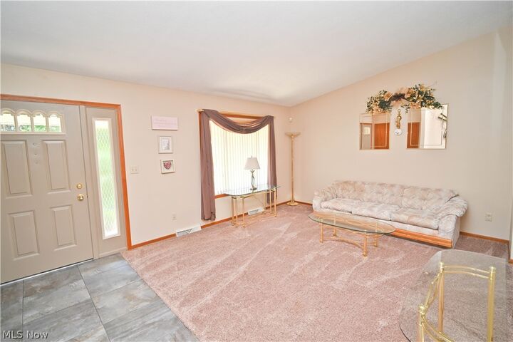 Property Photo: 3608 Meander Reserve Circle OH 44406