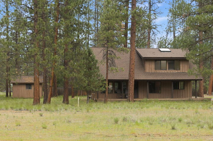 Property Photo: 69318 Lariat OR 97759