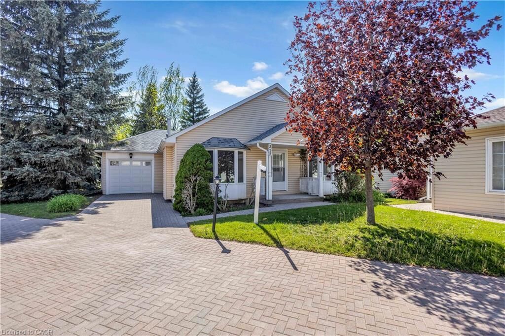 Property Photo:  375 Silverbirch Boulevard  ON L0R 1W0 