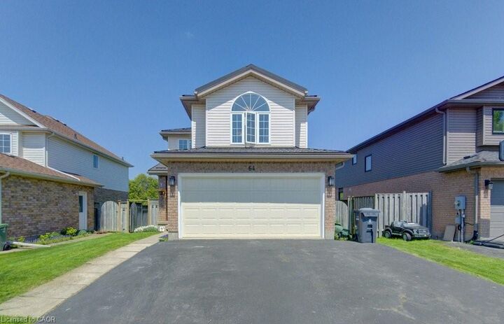 Property Photo:  64 Deerpath Drive  ON N1K 1V1 