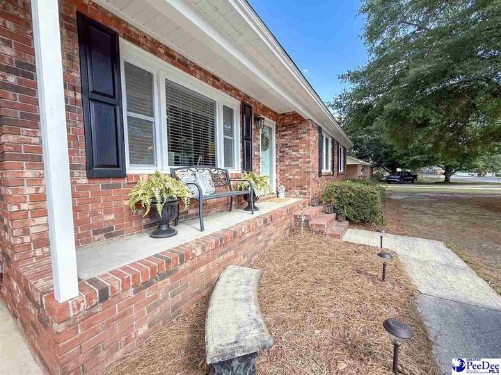 Property Photo:  2211 Eaton Circle  SC 29501 