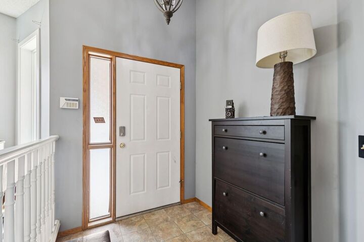 Property Photo: 34 Shawfield Place SW AB T2Y 1Y7