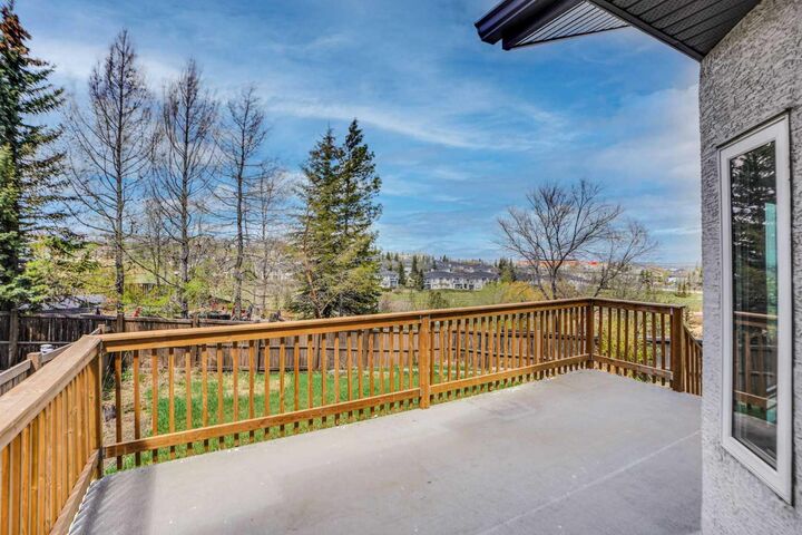 Property Photo: 9143 Edgebrook Drive NW AB T3A 5M8