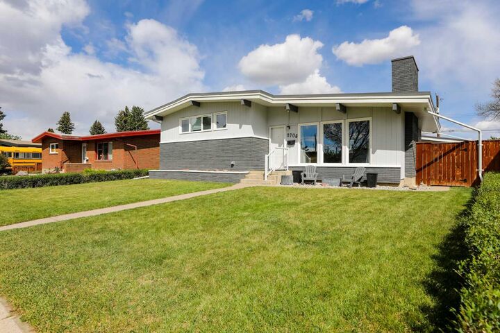 Property Photo:  2705 22 Avenue S  AB T1K 1J8 