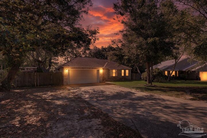 Property Photo:  2841 Winners Cir Dr  FL 32566 