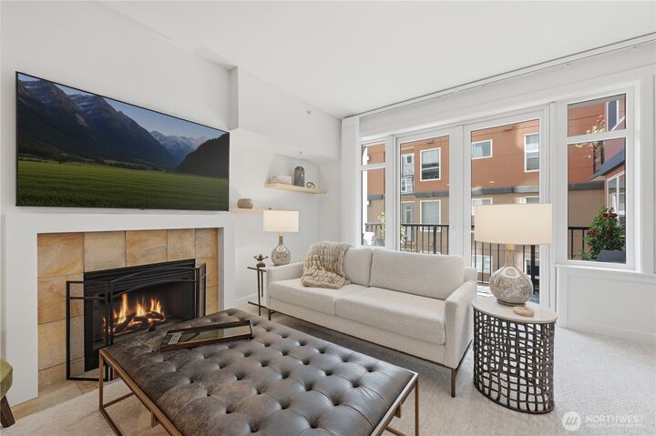 Property Photo: 2607 Western Avenue 403 WA 98121