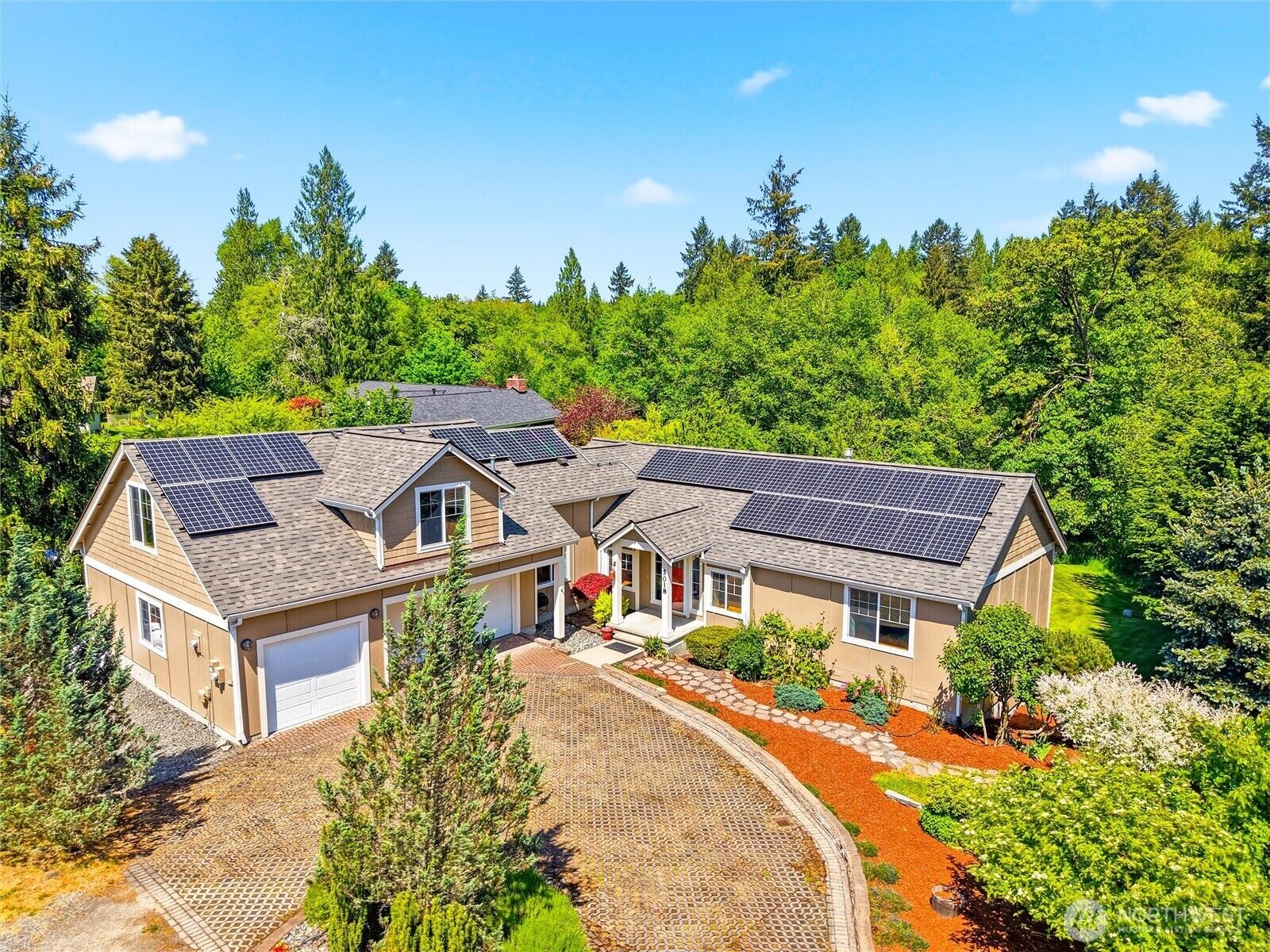 Property Photo:  5018  Pleasant Glade Road NE  WA 98516 
