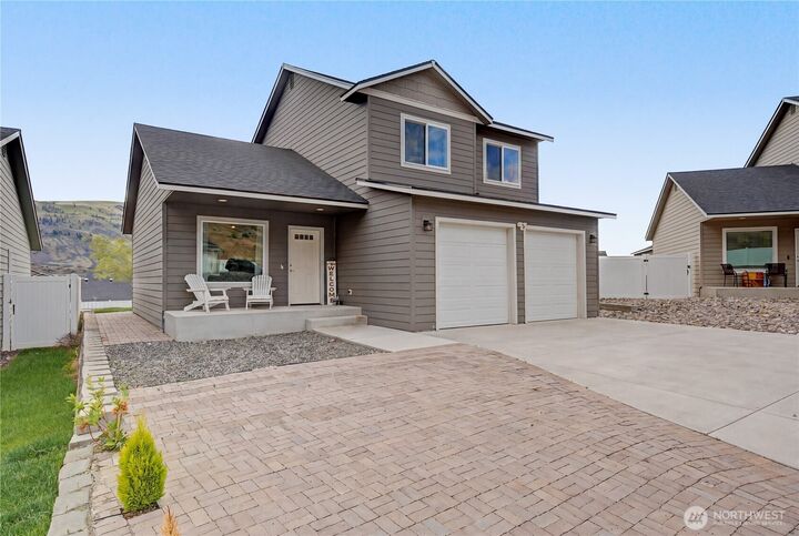 Property Photo: 116 George Loop WA 98850
