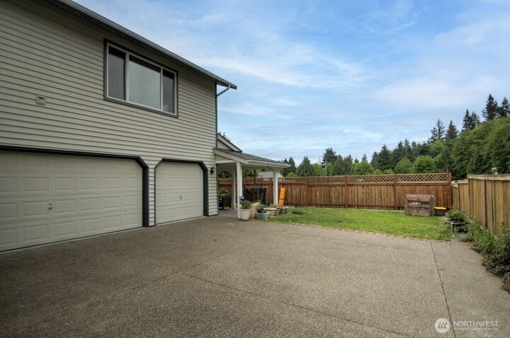 Property Photo:  4136  Ingleside Loop SE  WA 98503 