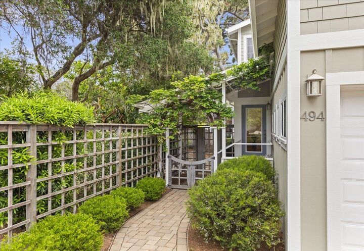 Property Photo:  494 Grove Acre Avenue  CA 93950 