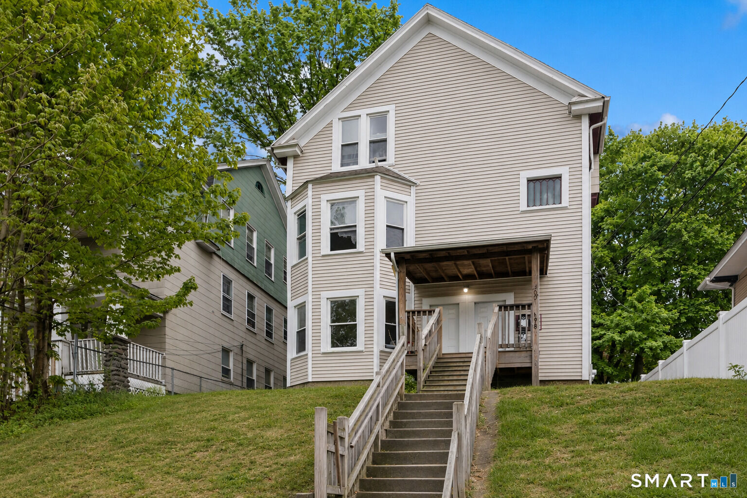 Property Photo:  500 Wilson Street  CT 06708 