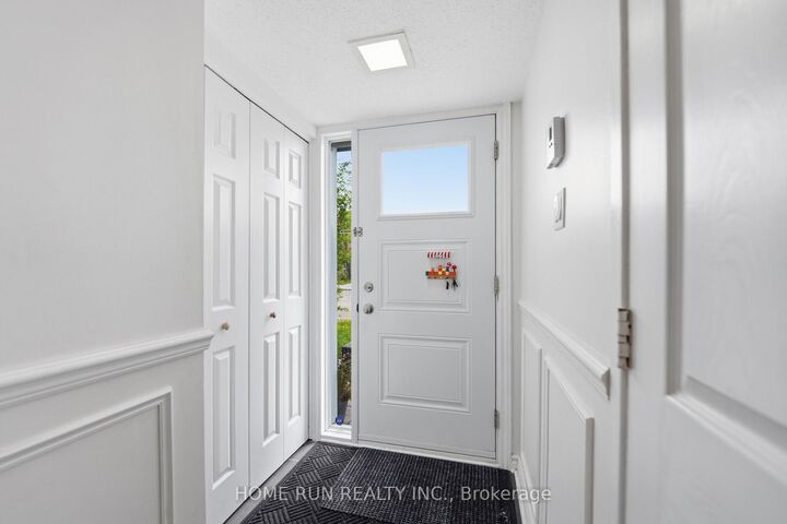 Property Photo: 52 Reaney Court ON K2K 1W8