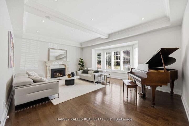 Property Photo: 27 Ashley Park Road ON M9A 4C9