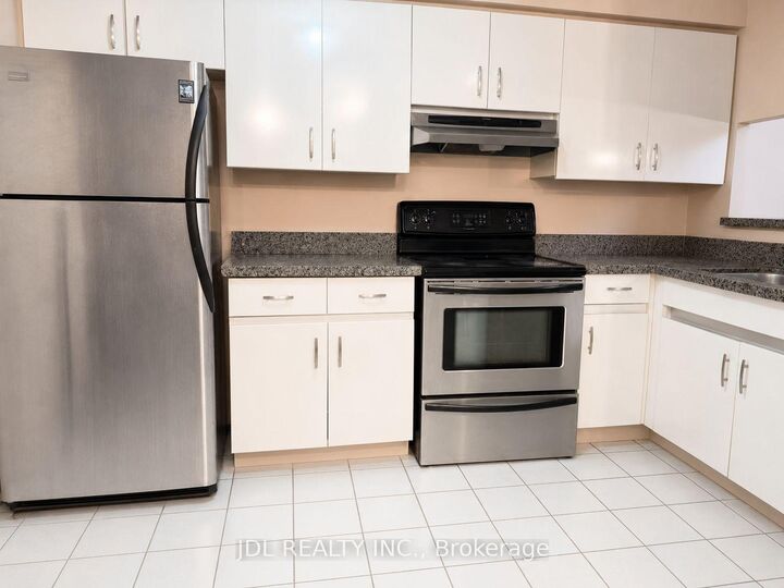Property Photo: 24 Wellesley Street W 2002 ON M4Y 2X6