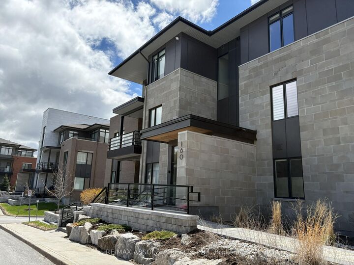 Property Photo: 160 Boundstone Way 103 ON K2T 0M8