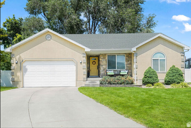Property Photo:  435 E 600 N  UT 84651 