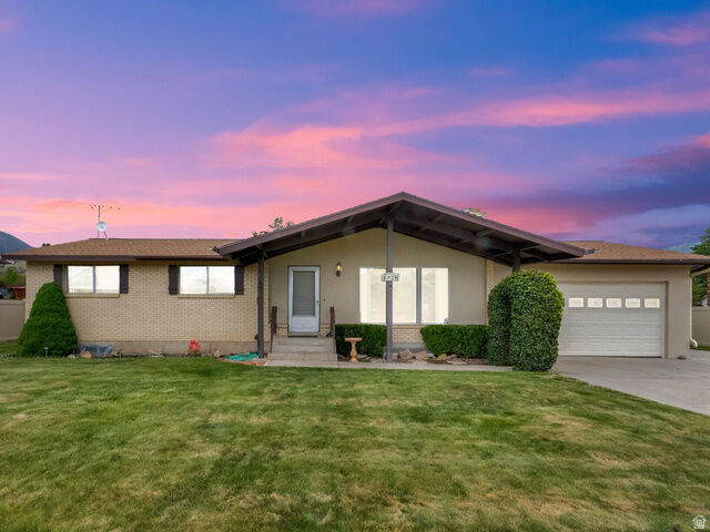 Property Photo:  892 N 800 E  UT 84097 