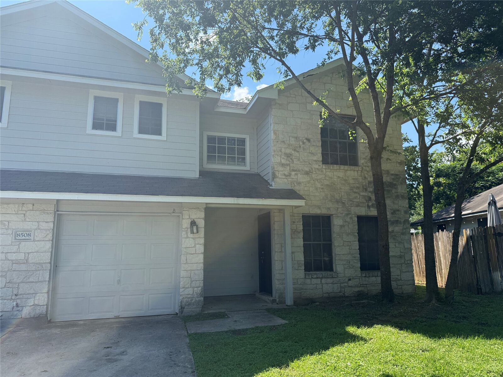 Property Photo: 8508 Apple Carrie Cove B TX 78745